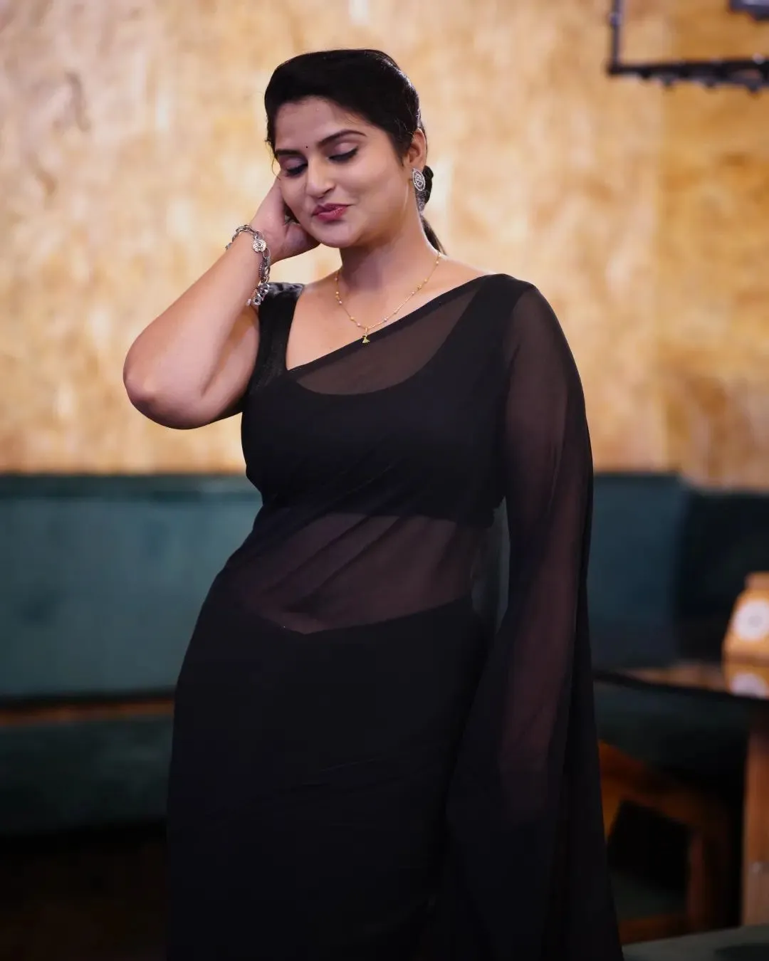 TELUGU TELEVISION ACTRESS RUPA MUGGALLA STILLS IN BLACK SAREE 9